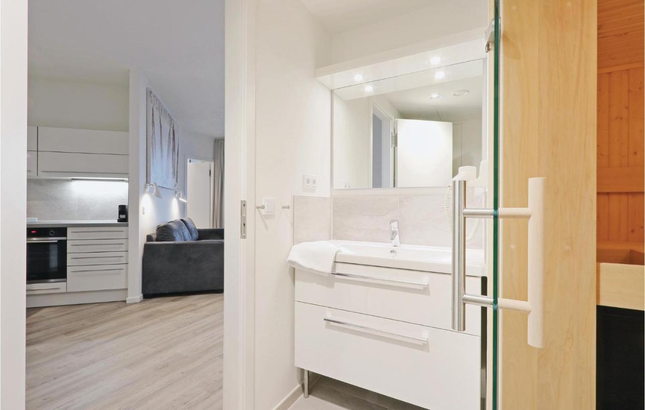 Cozy Apartment In Luebeck Travemuende With Sauna Exteriér fotografie