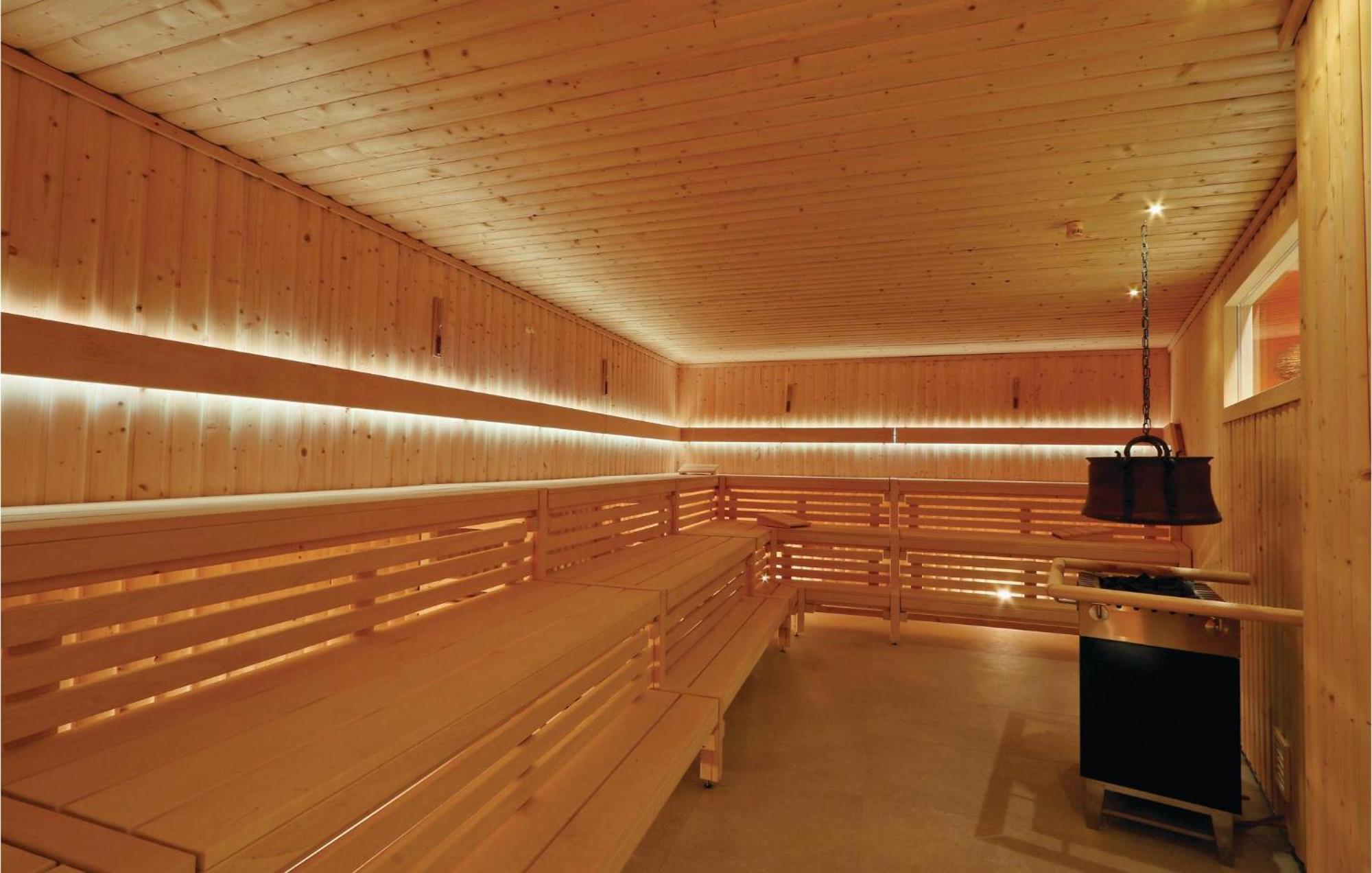 Cozy Apartment In Luebeck Travemuende With Sauna Exteriér fotografie